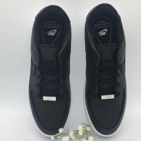 W AF1 SAGE LOW - Picture 3 of 8